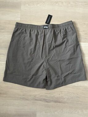 Men's gray Swim Trunks - Elastic Waist Quick-Dry